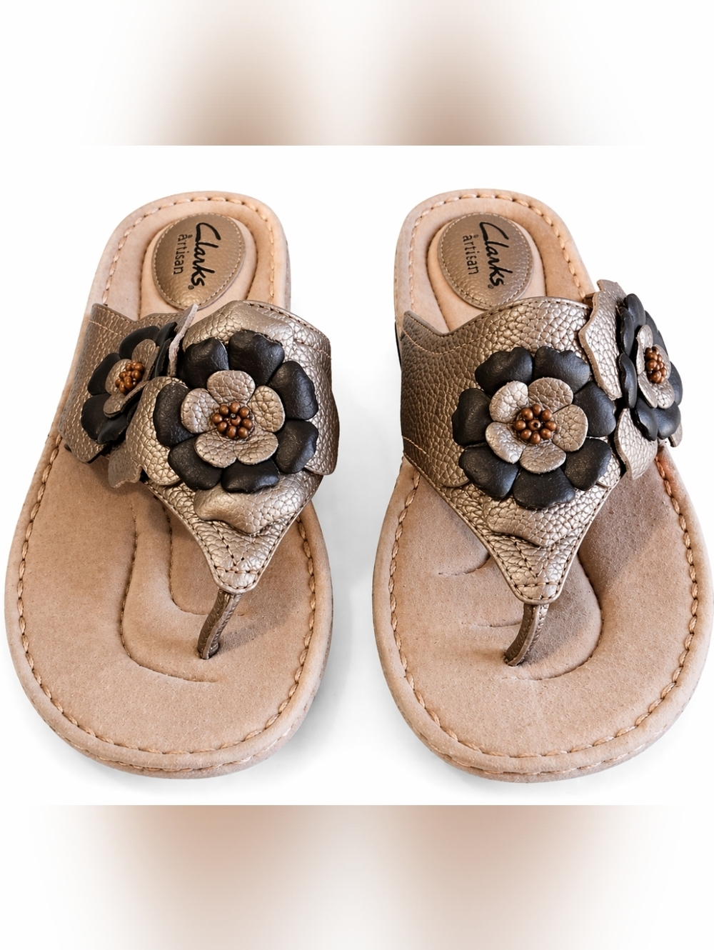 Clarks Artisan Floral Leather Wedge l Sandals Sz.8.5 Taupe Comfort Boho Casual - Picture 4 of 16